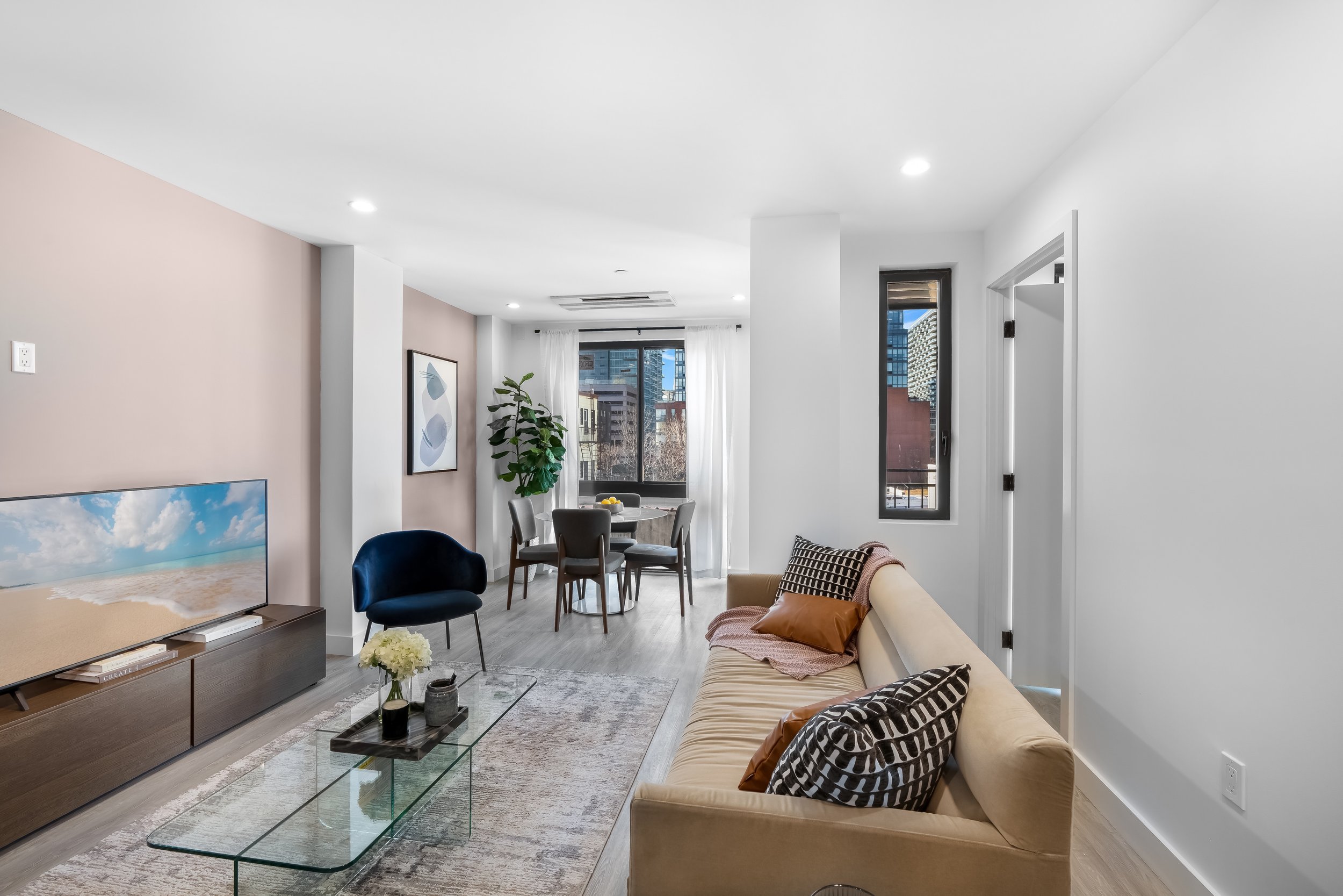 46 Venon living room.jpeg