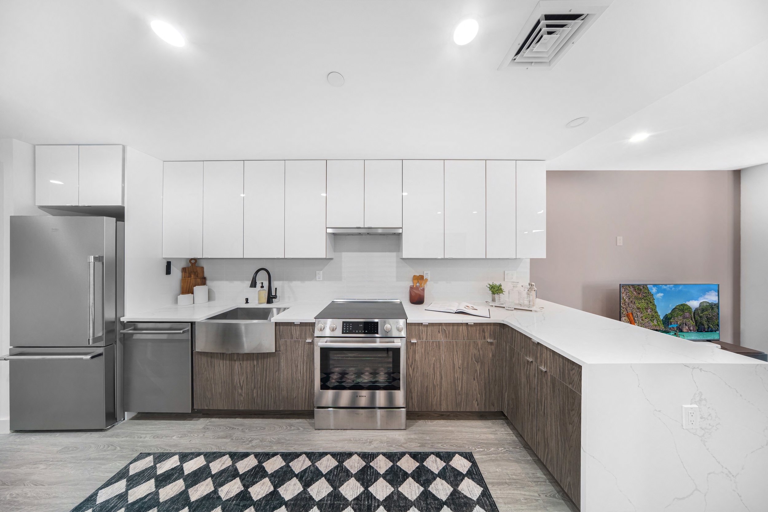 46 Venon kitchen.jpeg