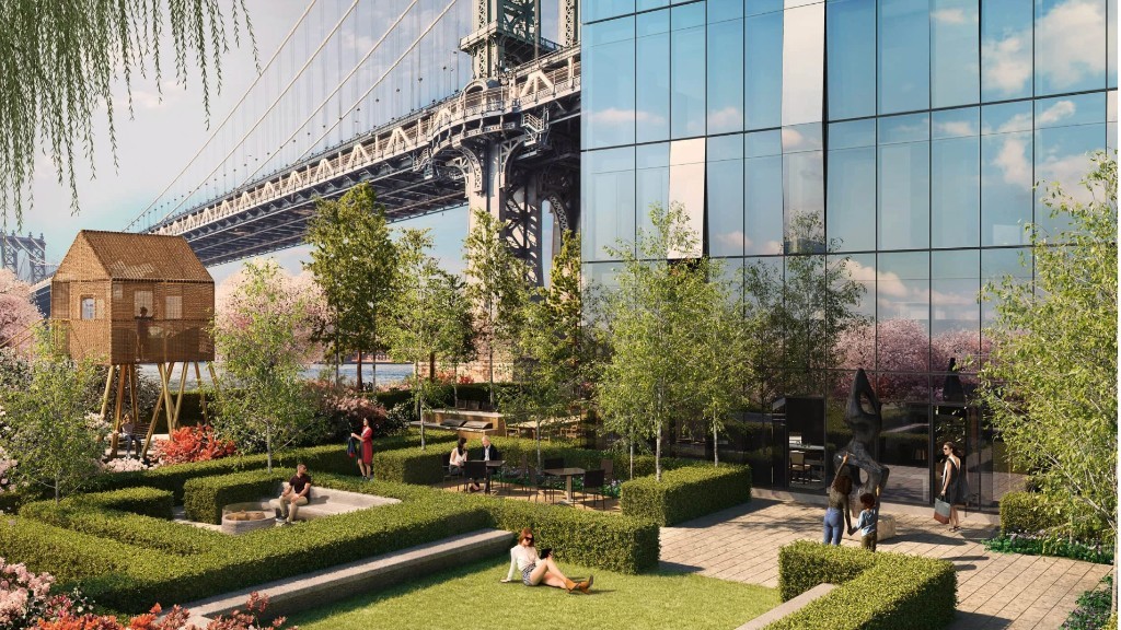 One Manhattan Square — Wonderstreet